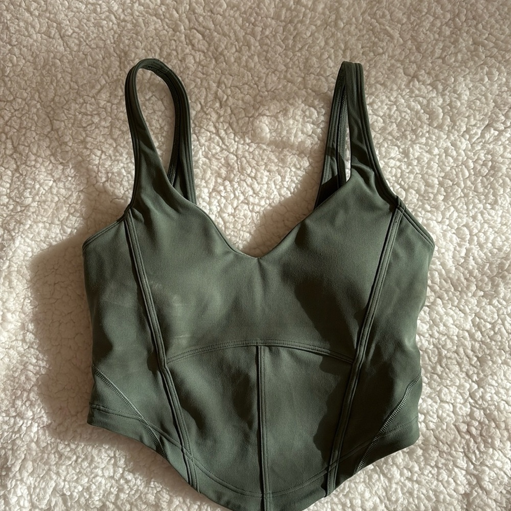 Lululemon top
